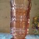 Vase verre moulé rose style Art Déco