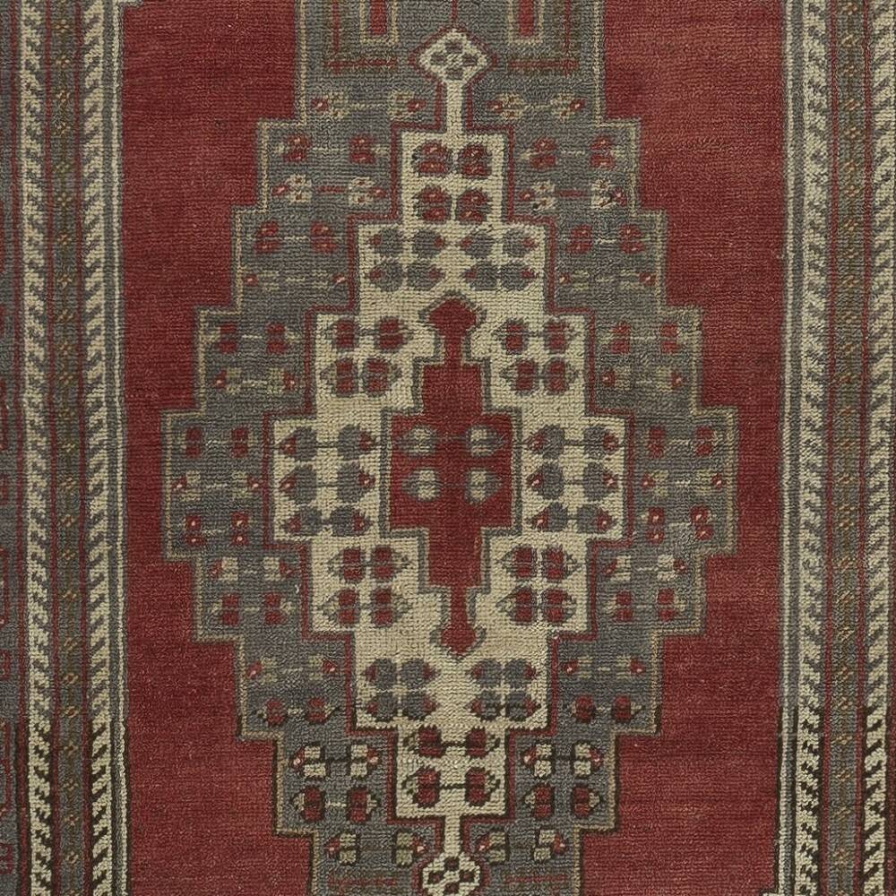 Vintage Turkish Oriental Rug. Ca 1960. One of a kind Handmade Tribal Rug. 100% Wool