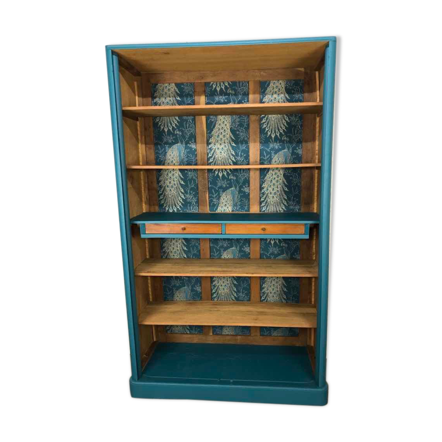 Antique bookcase or shelf cabinet
