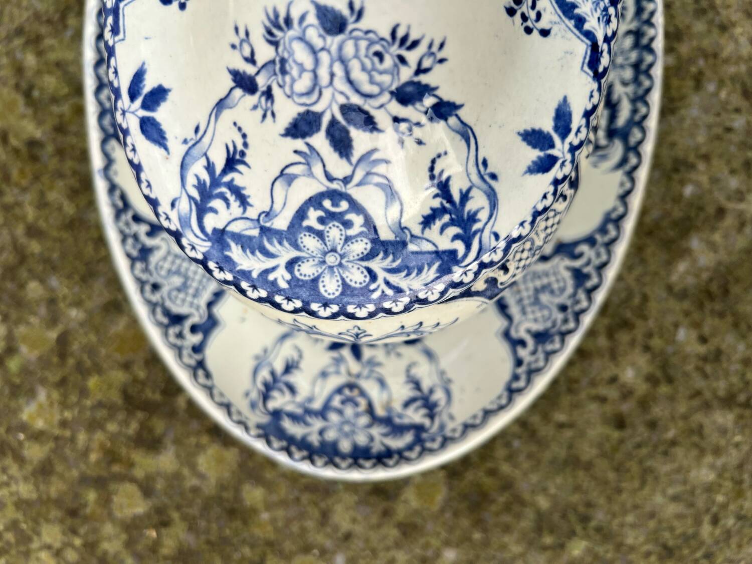 Gien - covered sauceboat