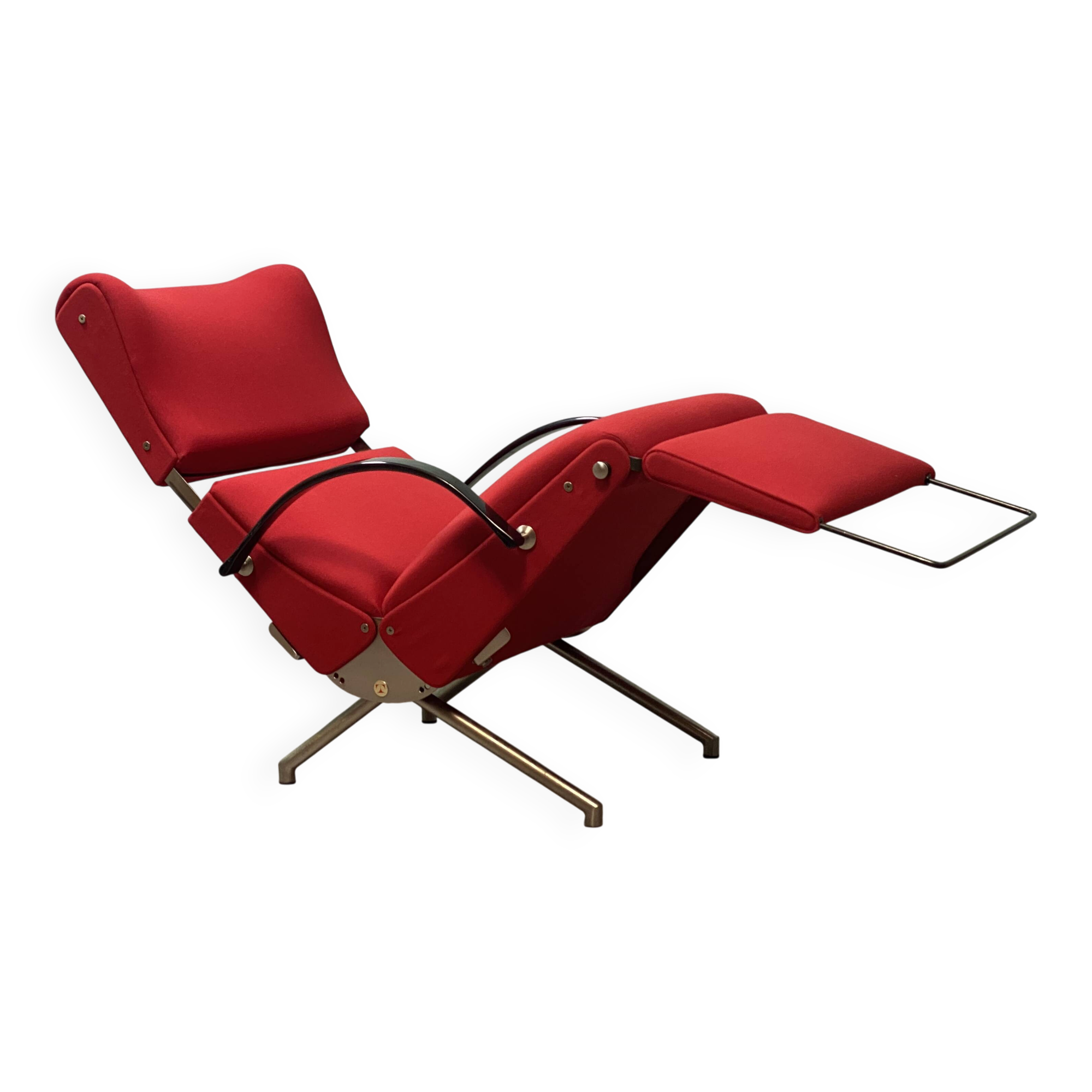 P40 armchair by Osvaldo Borsani for Tecno