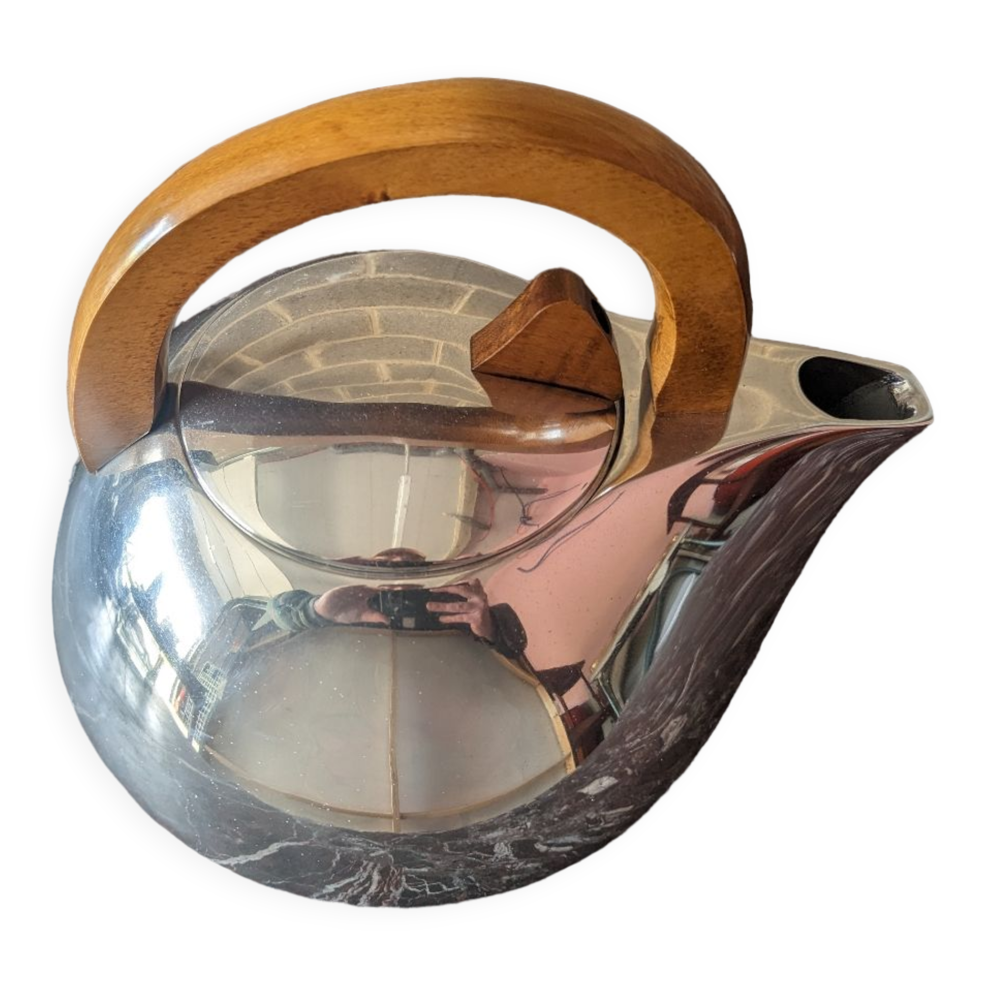 Picquot Ware kettle from 1938