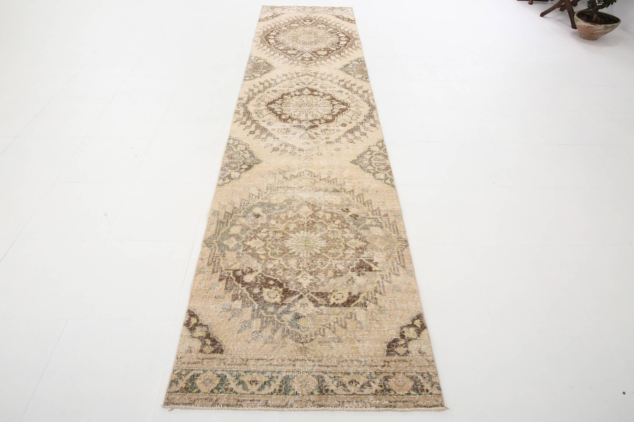 3x13 Persian Cream & Brown Oriental Vintage Runner Rug, 91x392Cm