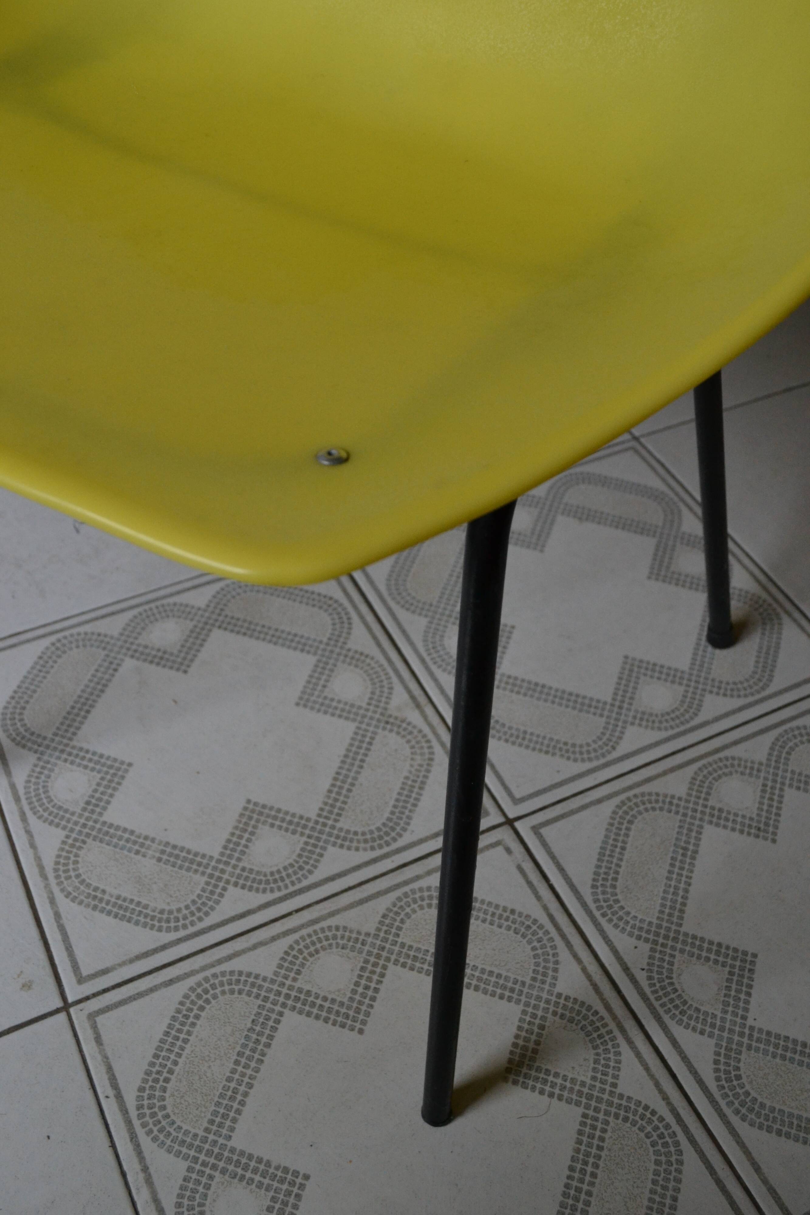 Shell chair by Pierre Guariche Meurop 60s