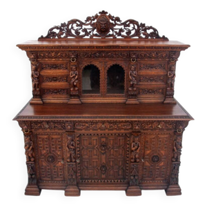 buffet-commode sculpté,