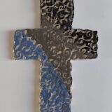 Ceramic cross