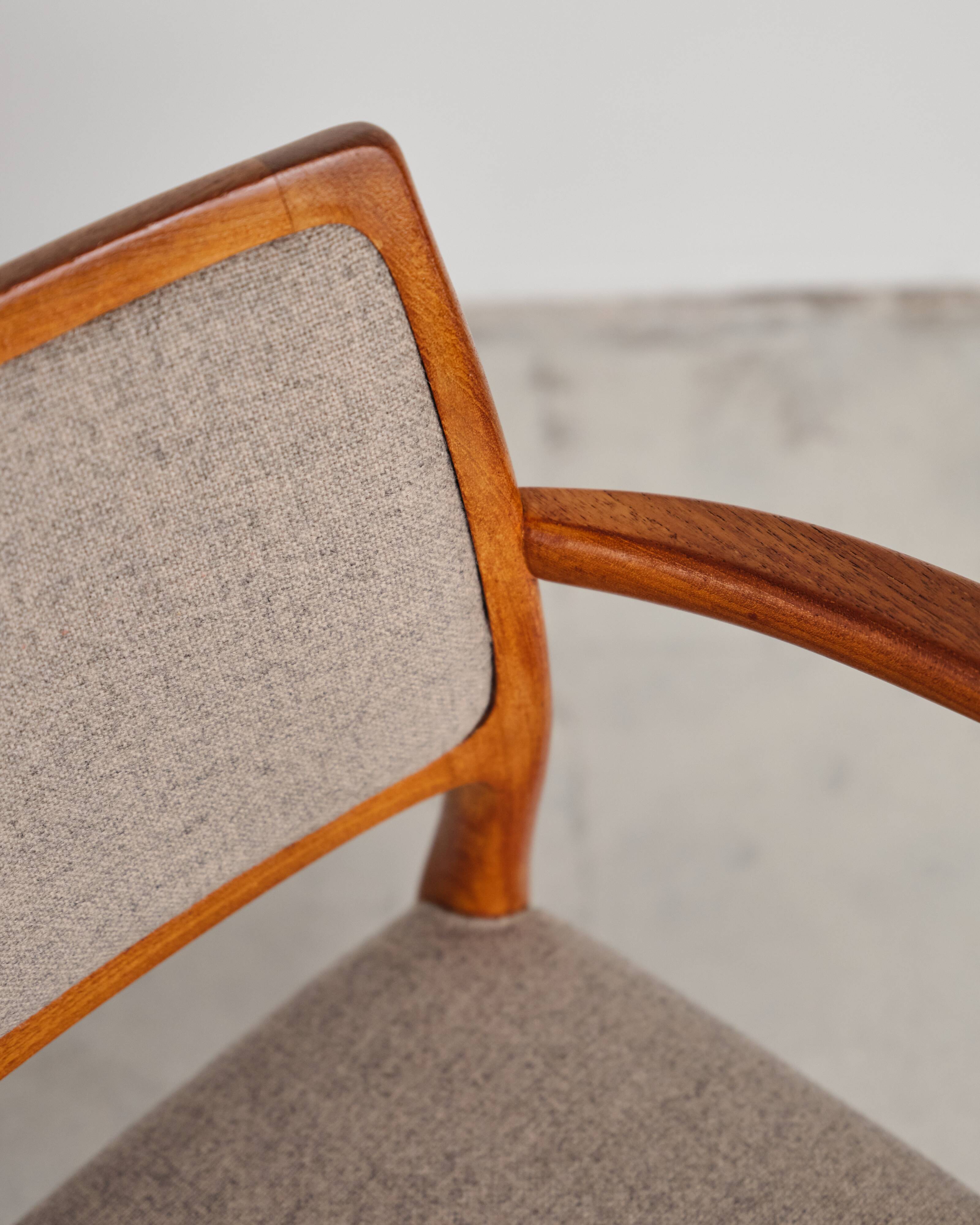 Ensemble de 2 fauteuils danois Niels O. Møller 65, design du XXe siècle