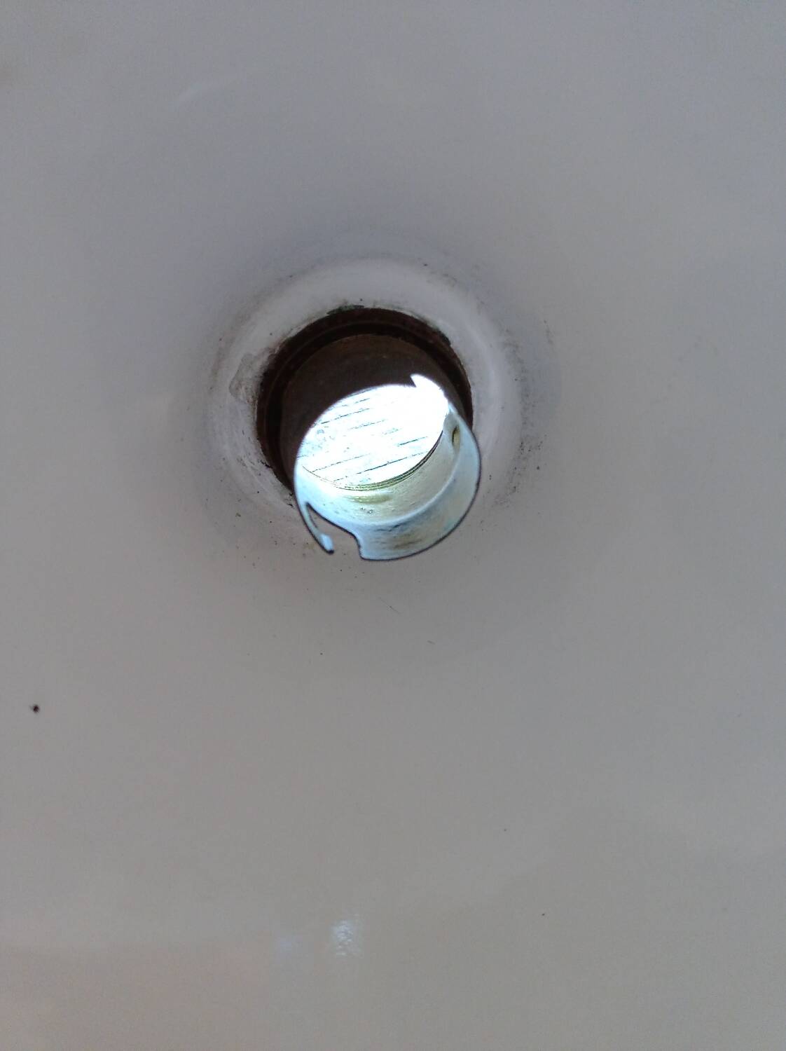 Enamelled bowl suspension