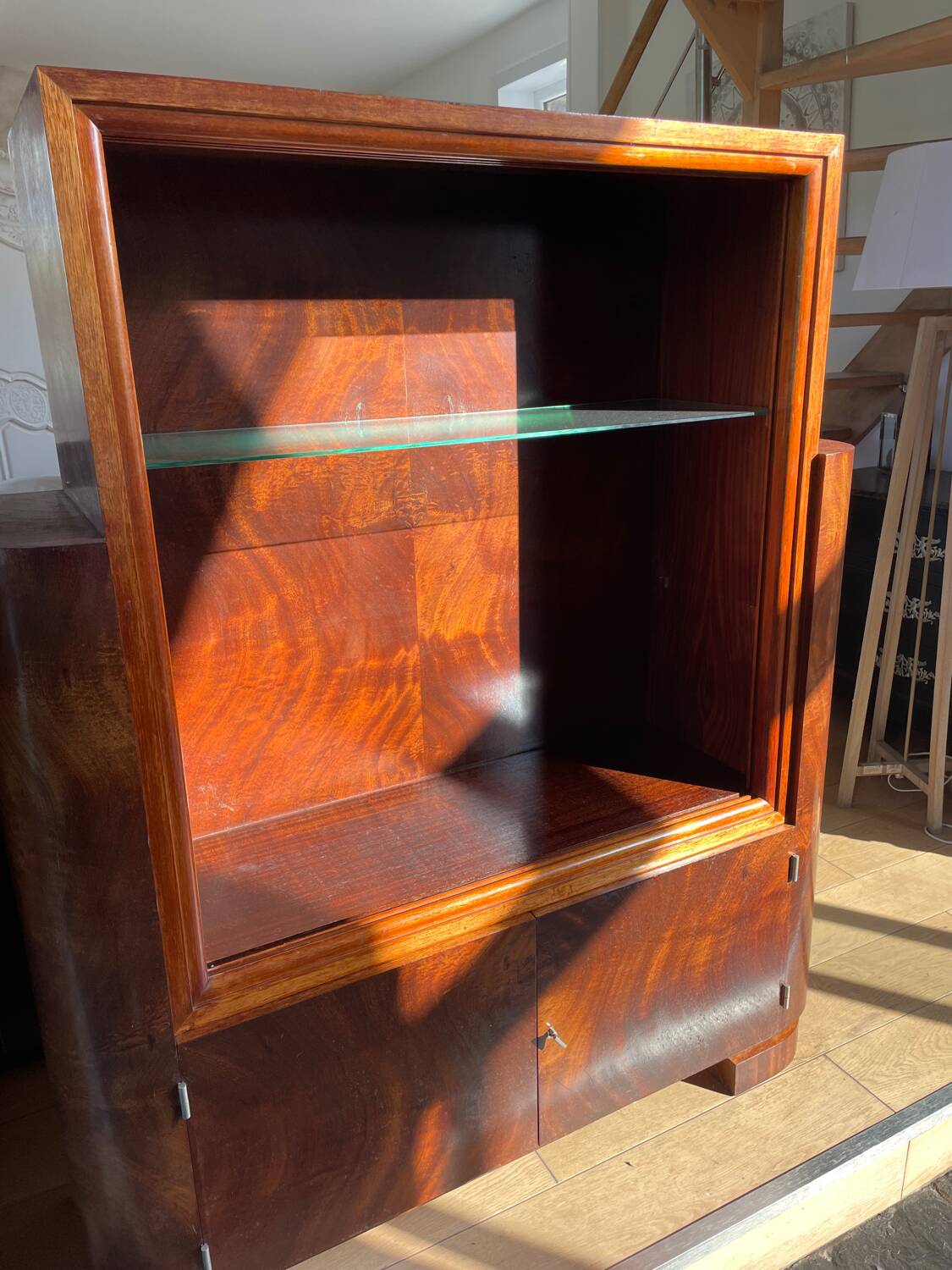 Art Deco sideboard in burl wood