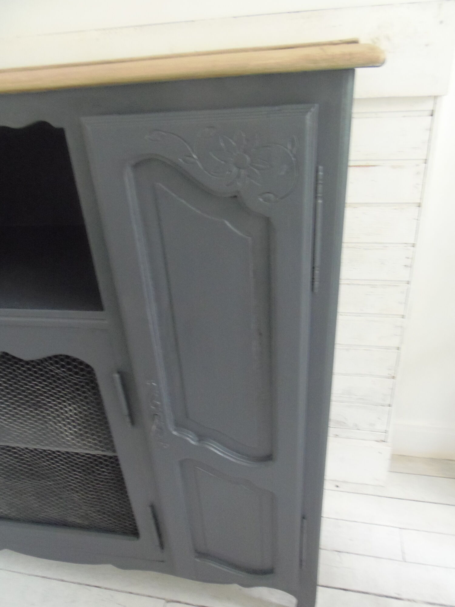 Old oak buffet style Louis XV patinated gray slate waxed wood tray