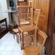Un lot de 7 chaises