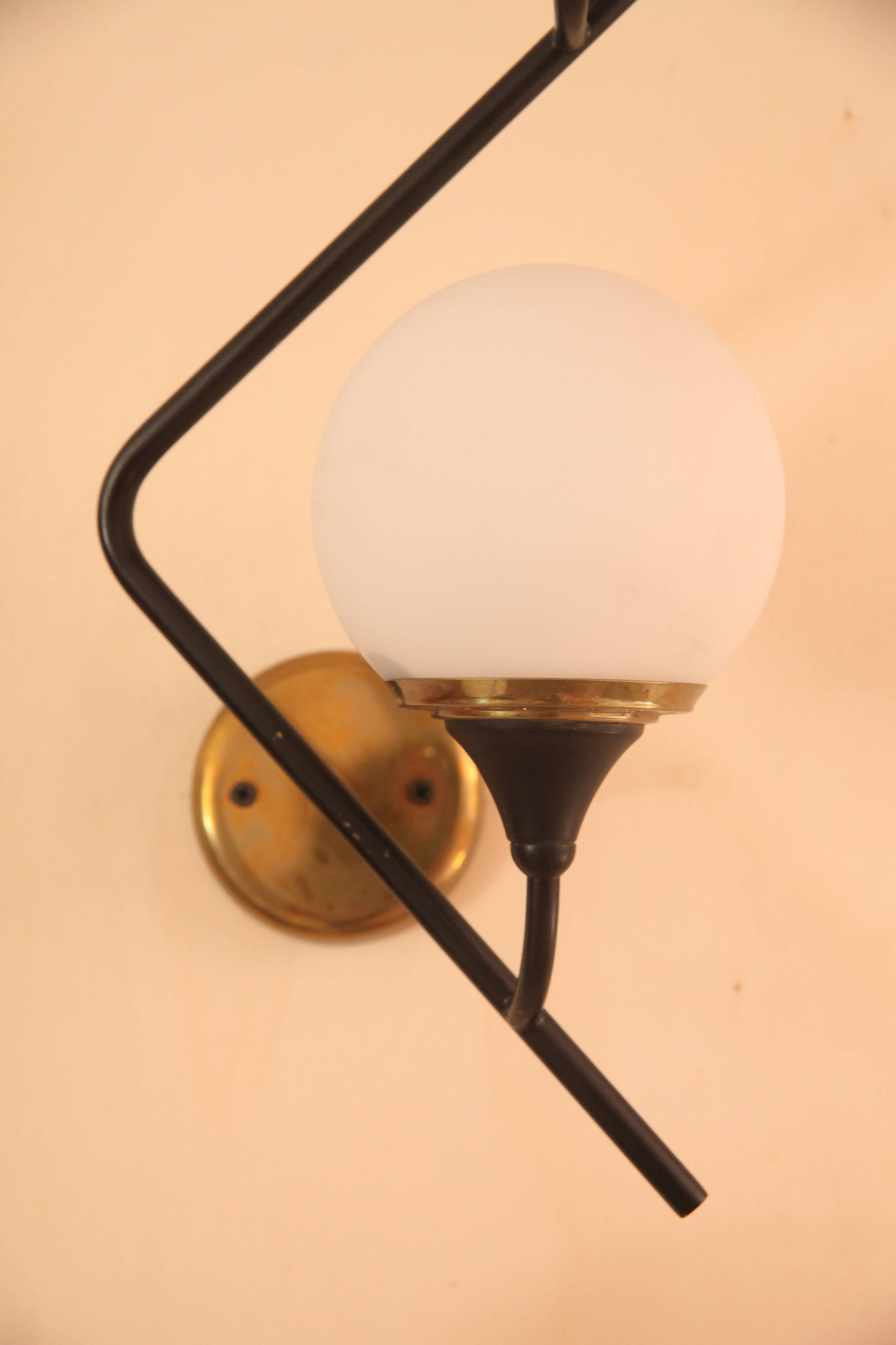 Pair of Italian sconces made of metal, opaline and brass