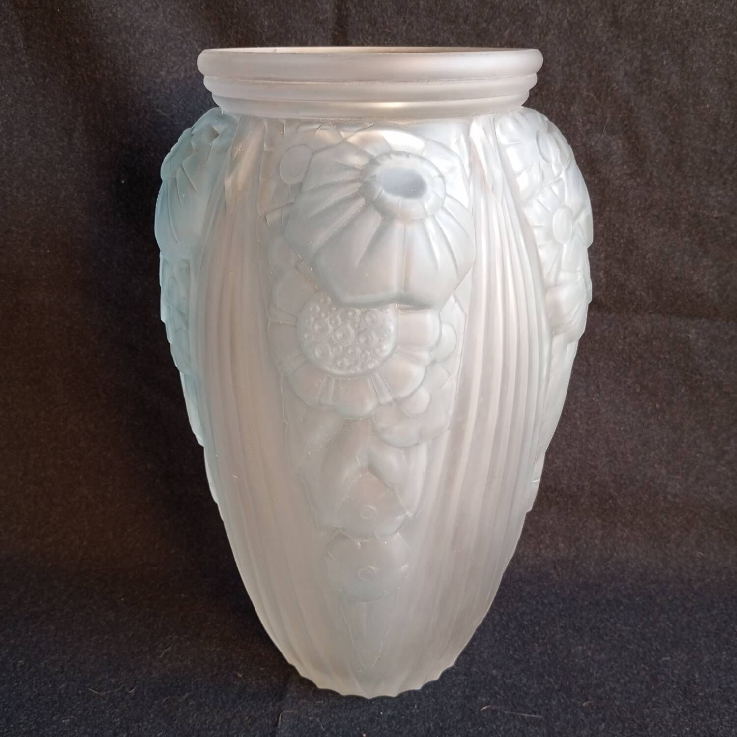Molded glass vase, 1940s