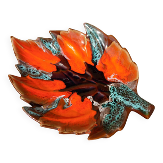 Vallauris fruit bowl in the shape of a leaf