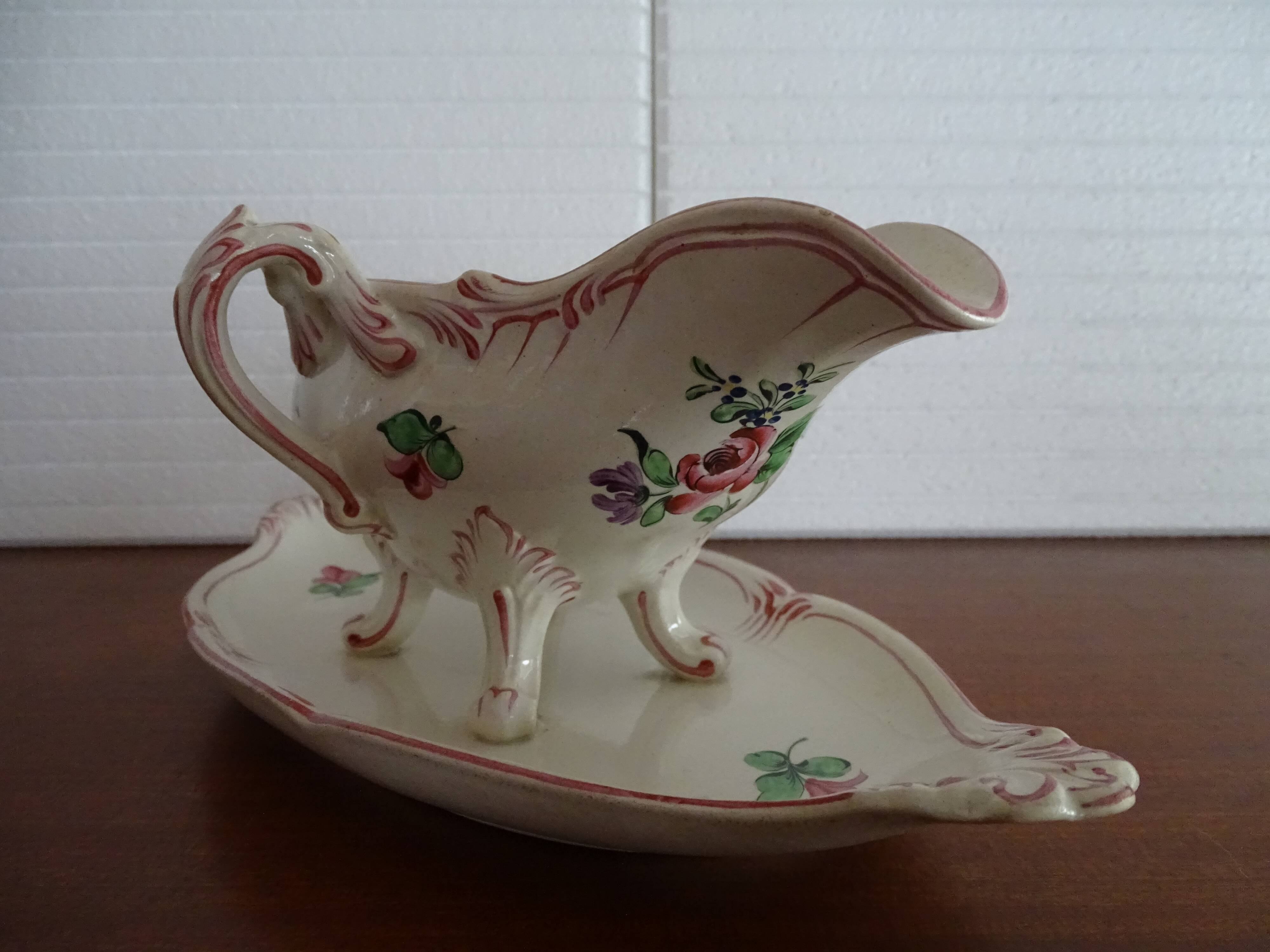 Old earthenware gravy boat KG Lunéville flower pattern - 30.5 cm