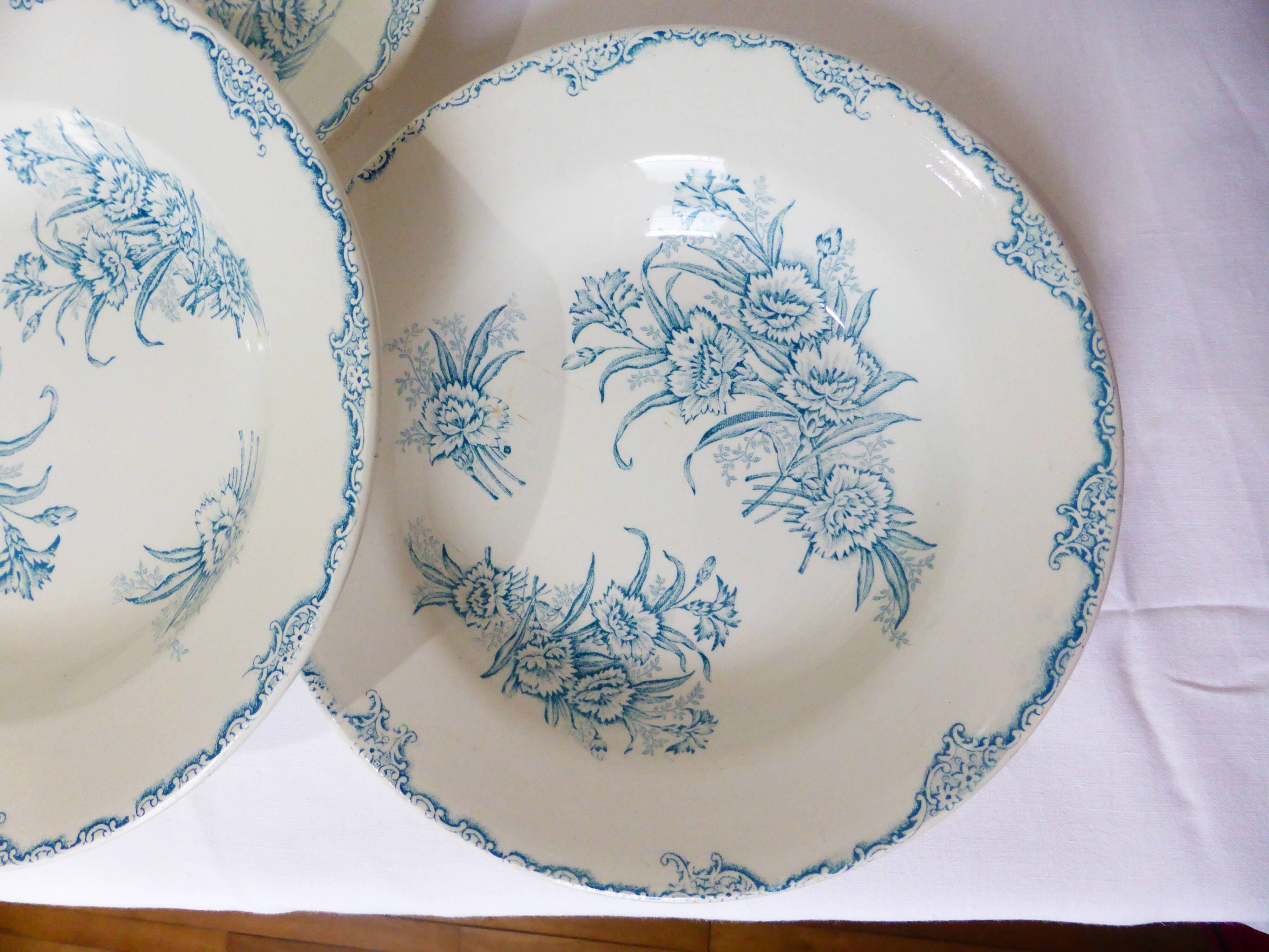 4 vintage deep plates in ironstone from L&G model Oeillets 220520