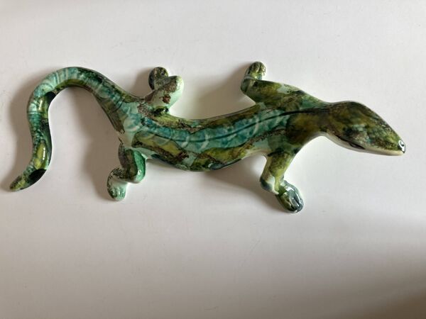 Provence 1970 lézard XXL en terre vernissée vert