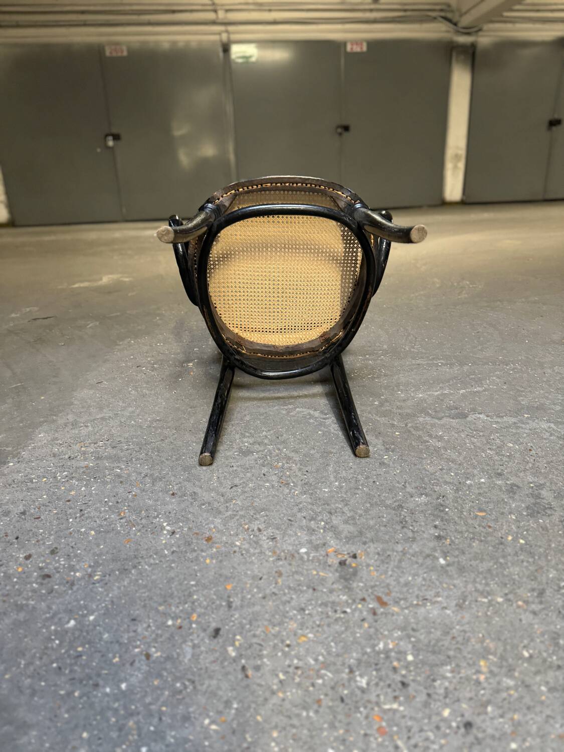 Thonet armchair n°12 1/2 Authentic