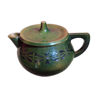 Glazed terracotta teapot