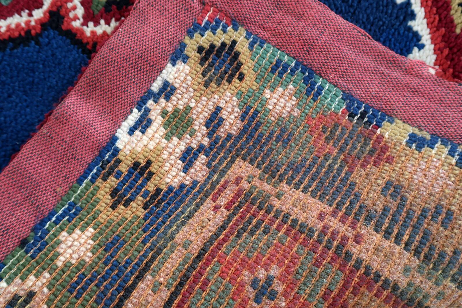 Tapis vintage français Savonnerie fait main en laine – 94 x 170 cm – 1960s