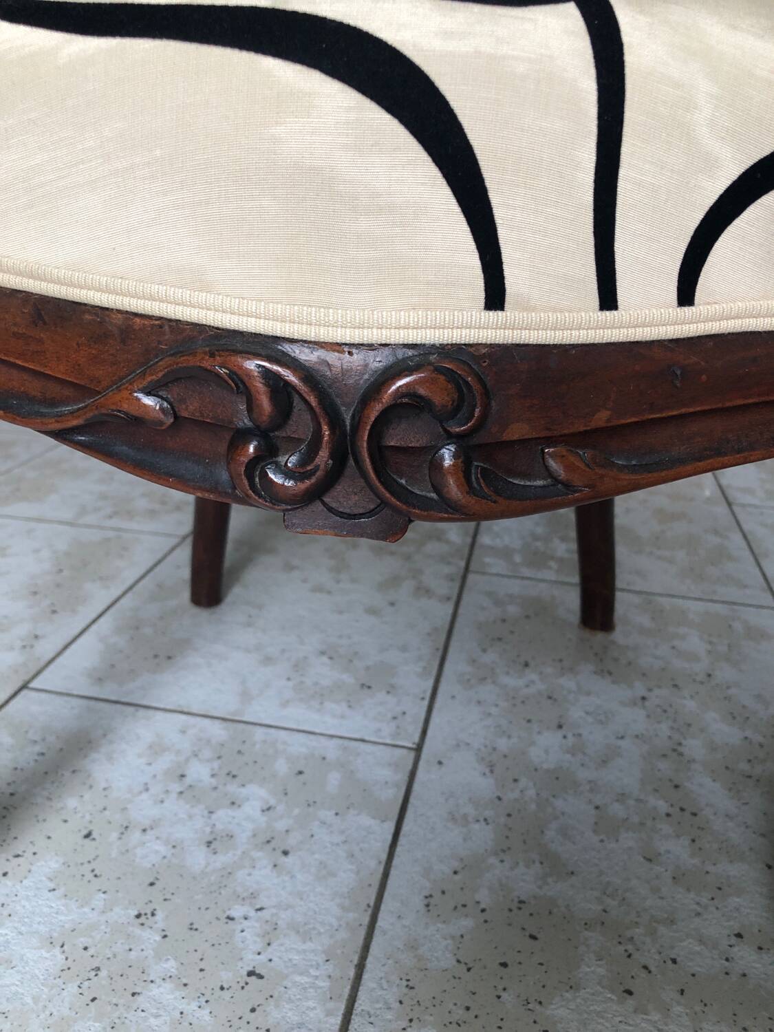 Napoleon 3 Style armchair / fireside chair in mahogany