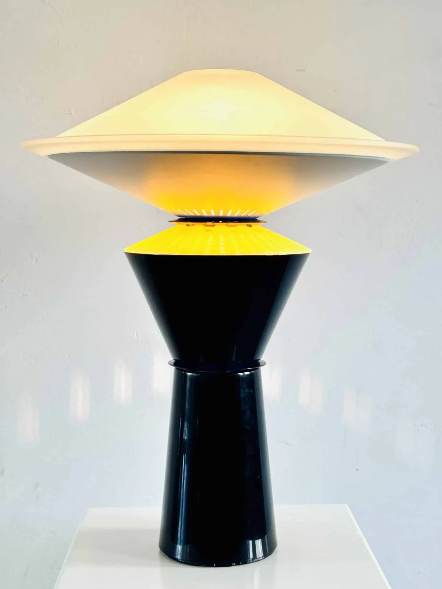 Lampe de table Giada par Pier Giuseppe Ramella pour Arteluce, Italie, 1989