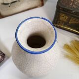 Small ceramic vase with cracked look