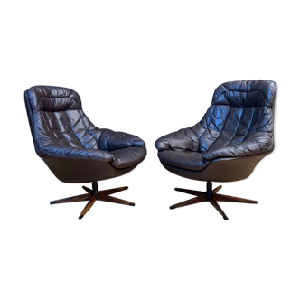 A pair of Lotus armchairs by Henry Walter Klein, Bramin Møbler, Denmark, 1970s