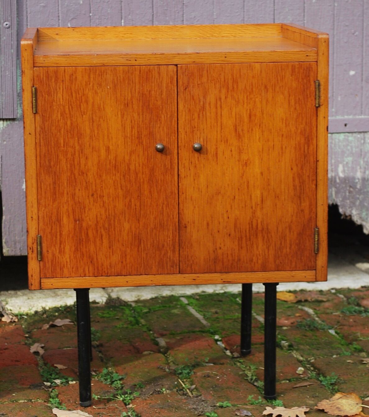 Duo of bedside of the 60s