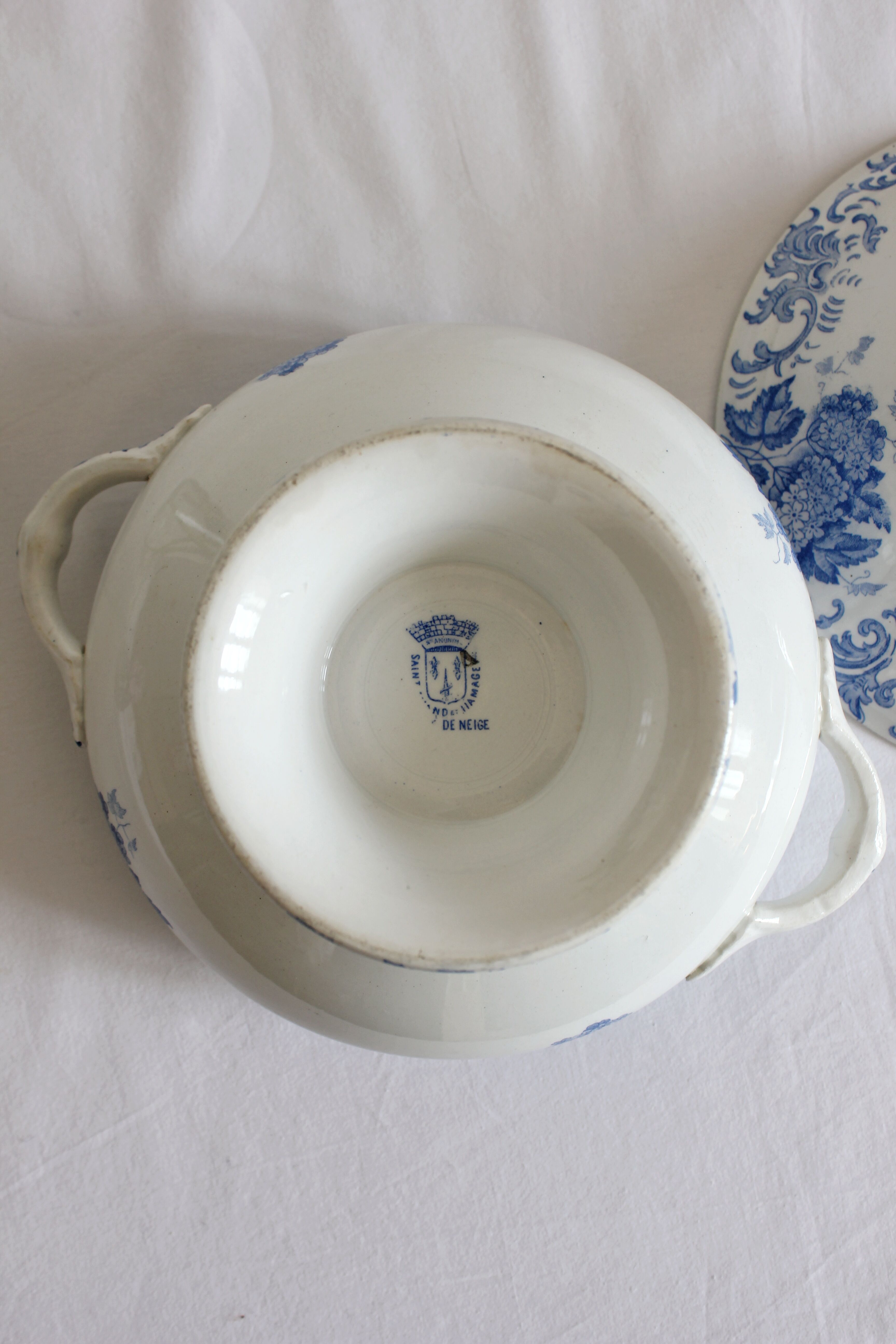 Ironstone tureen, "Snowball" pattern, Saint Amand et Hamage