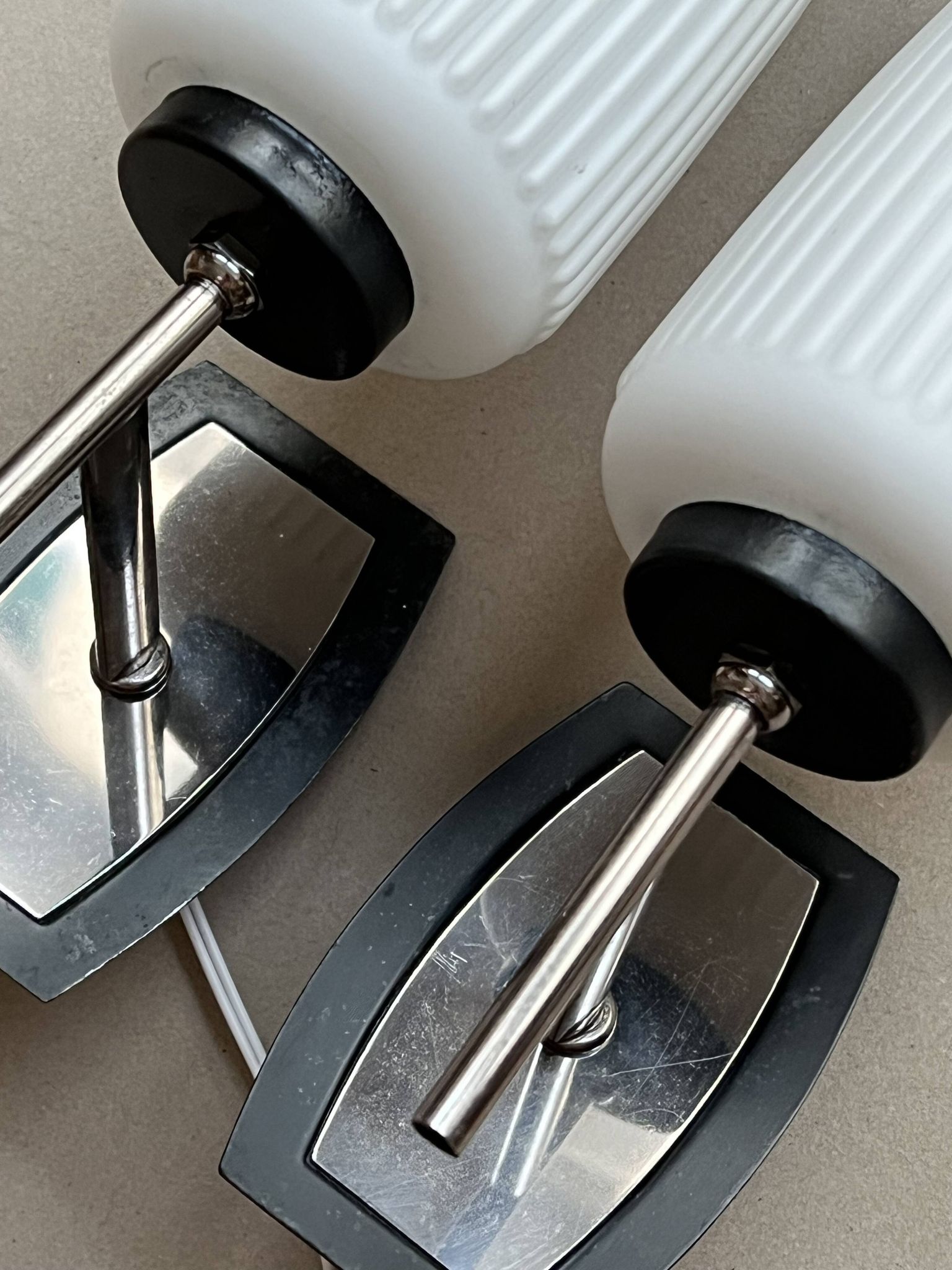 Pair of Italian mid-century wall lights, 1960-70s
