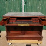 Secretary dresser