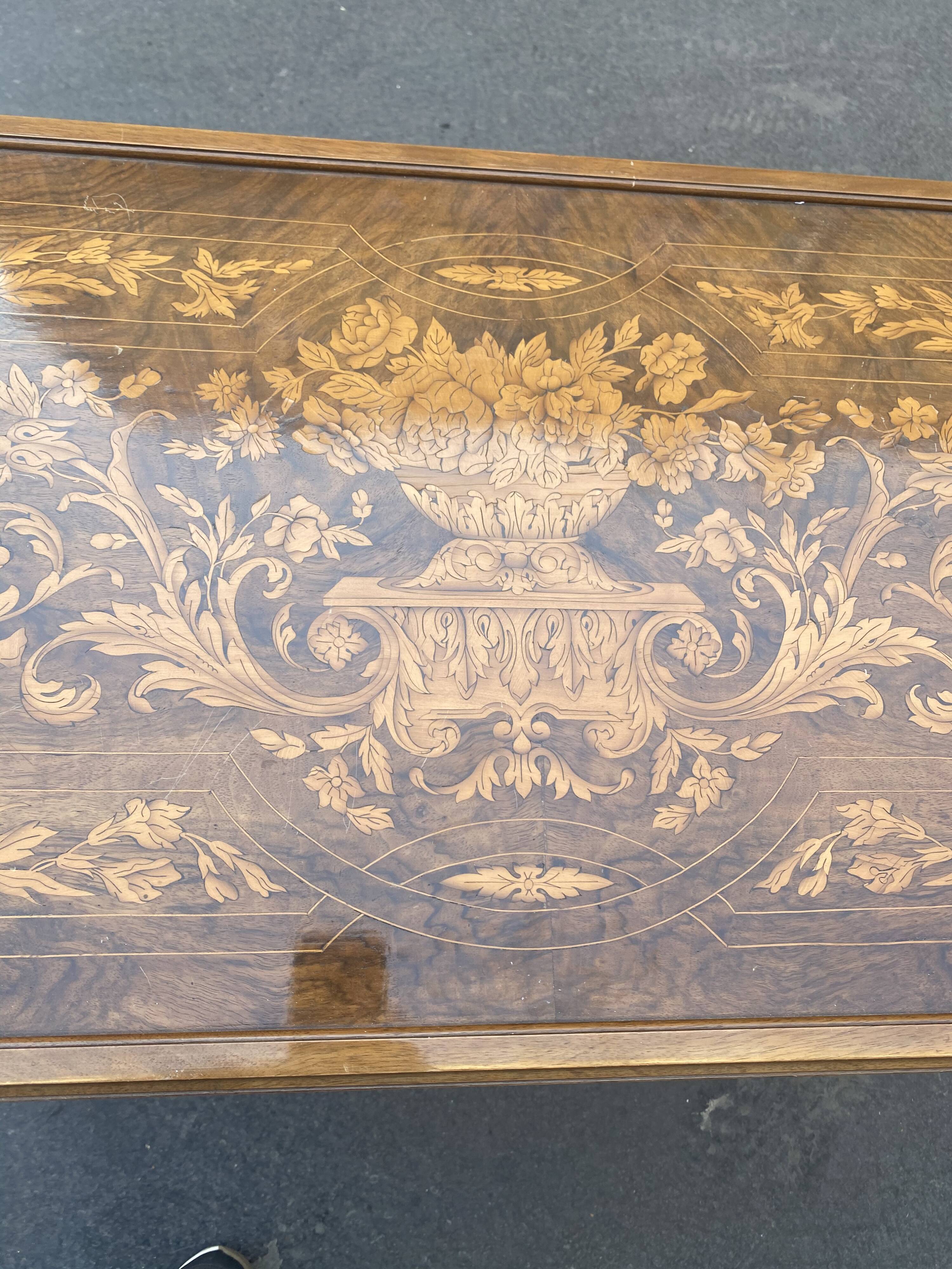 Table console style Louis XVI