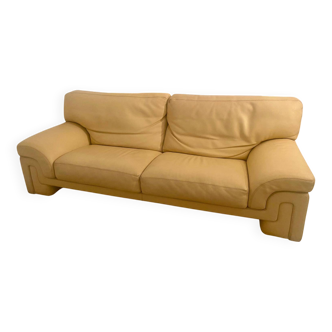 Rivolta leather sofa