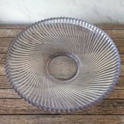 Striated glass cut