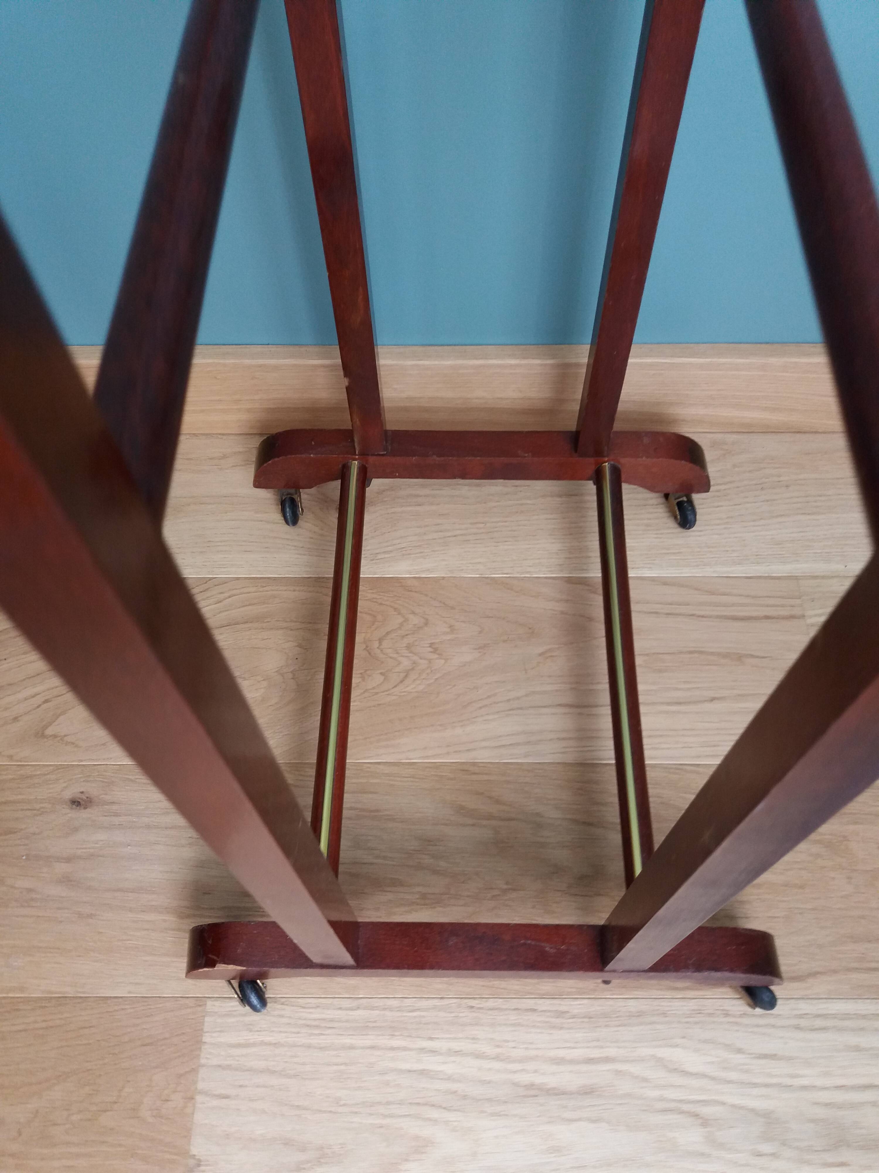 Night stand with two clothes racks