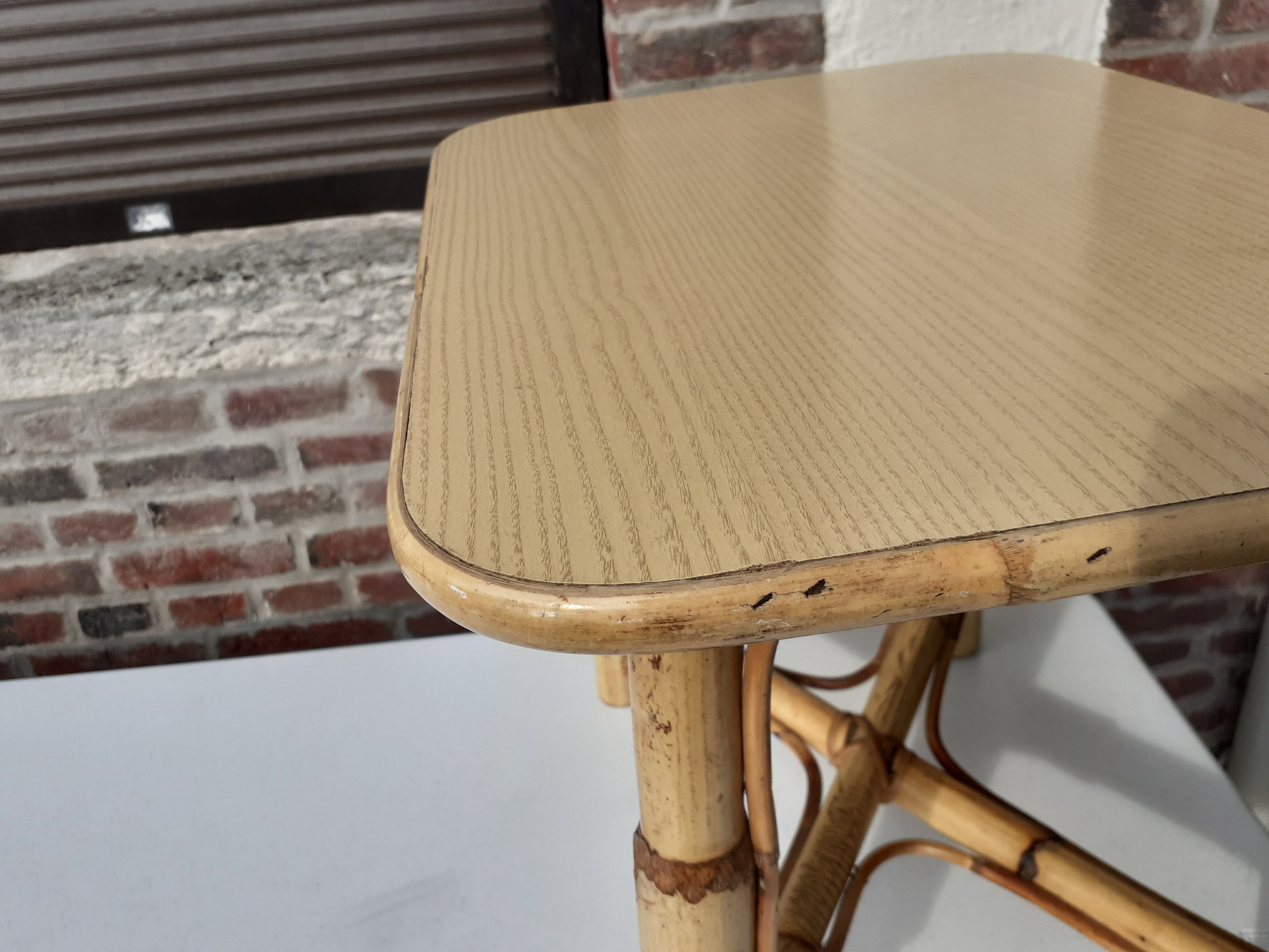 Table basse rectangulaire en rotin