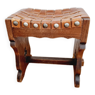 Spanish stool