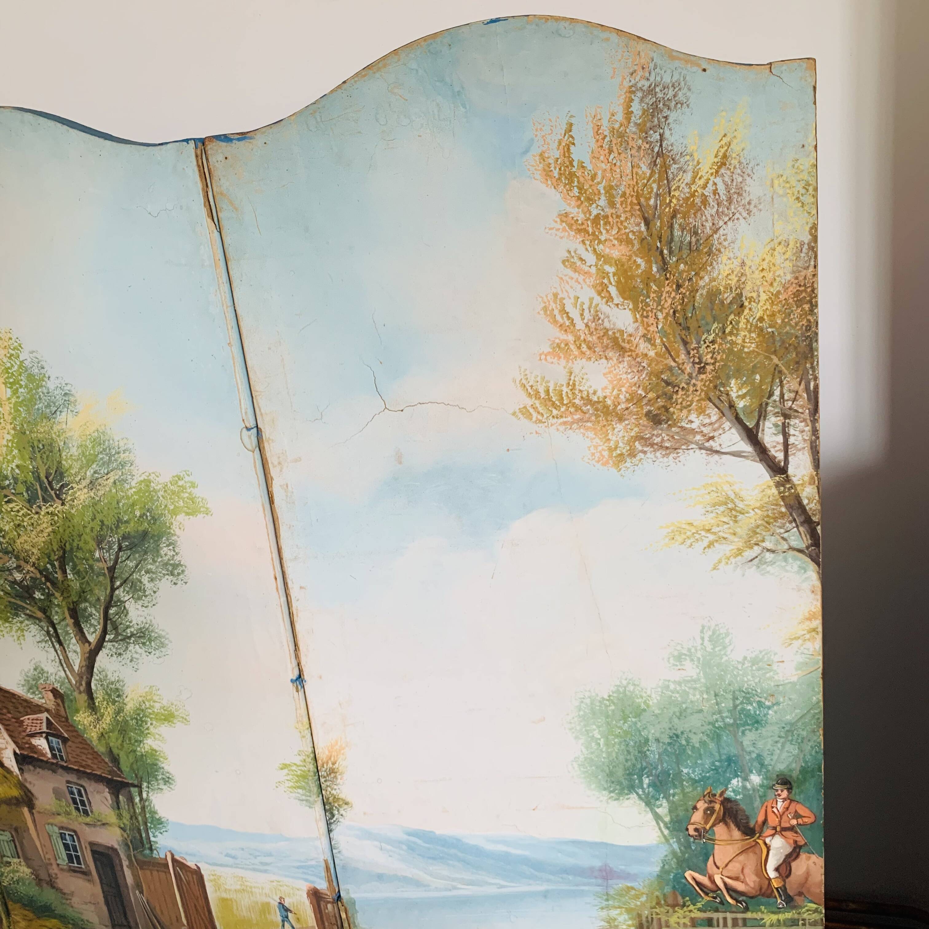 Screen made of painted canvas