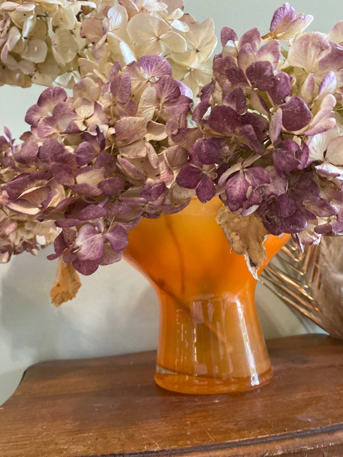 Vase en verre orange