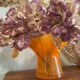 Vase en verre orange