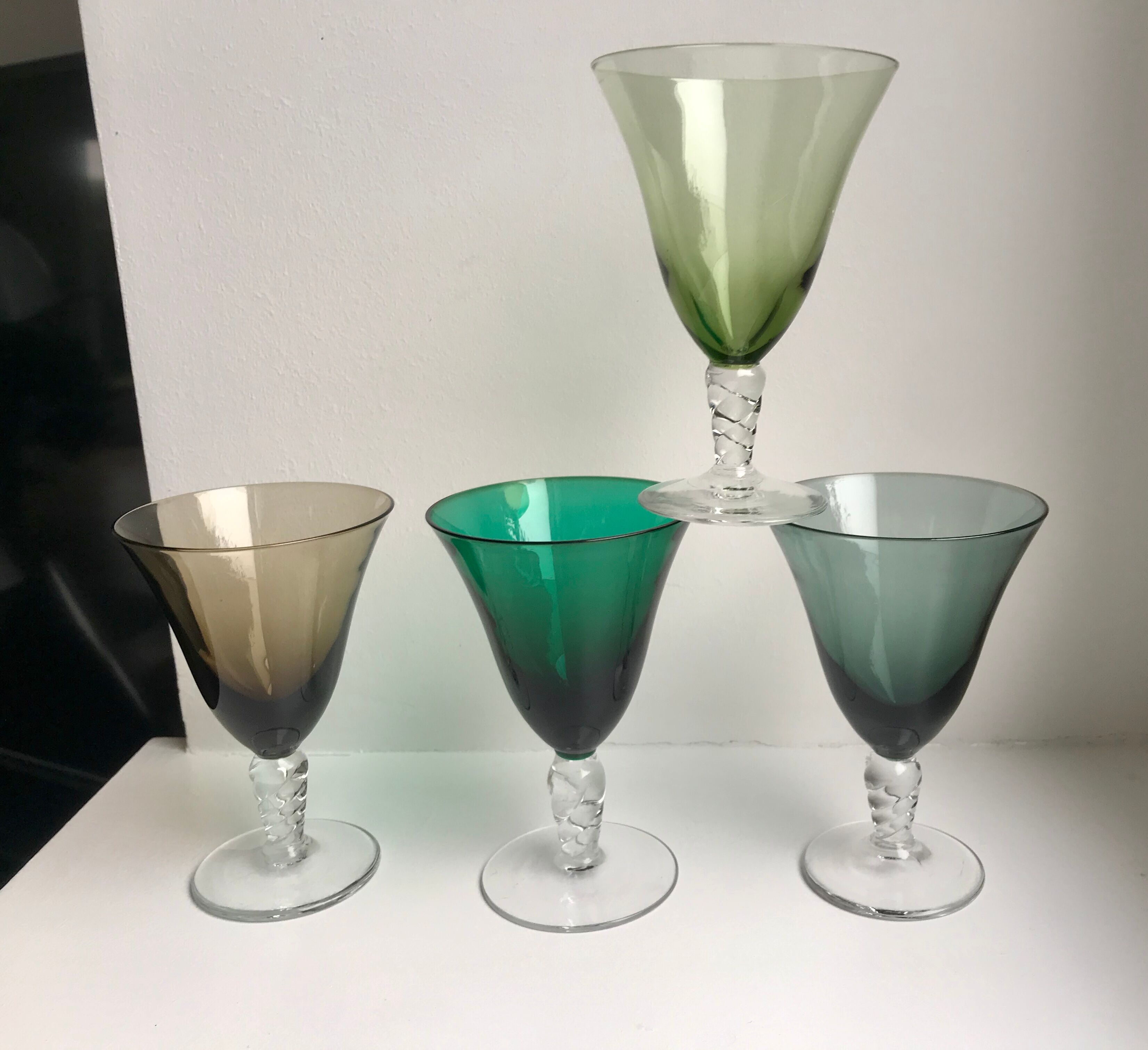 Set of 4 colored wine glasses feet worked 50s