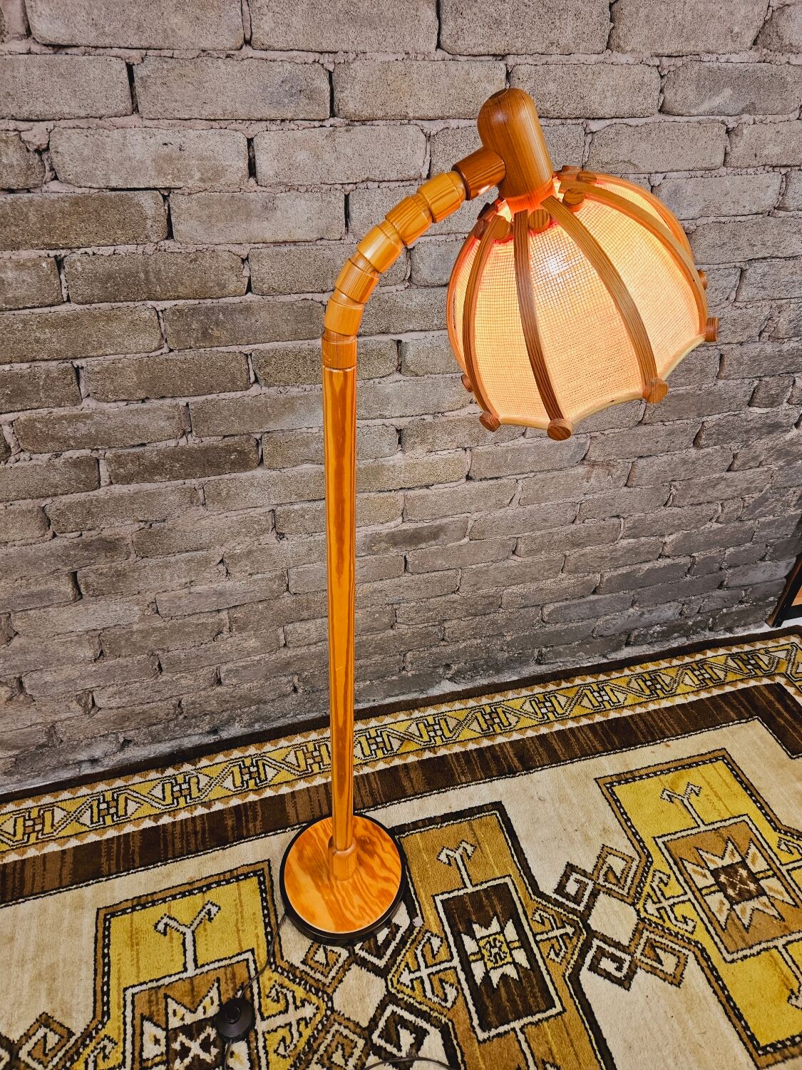 80s floor lamp