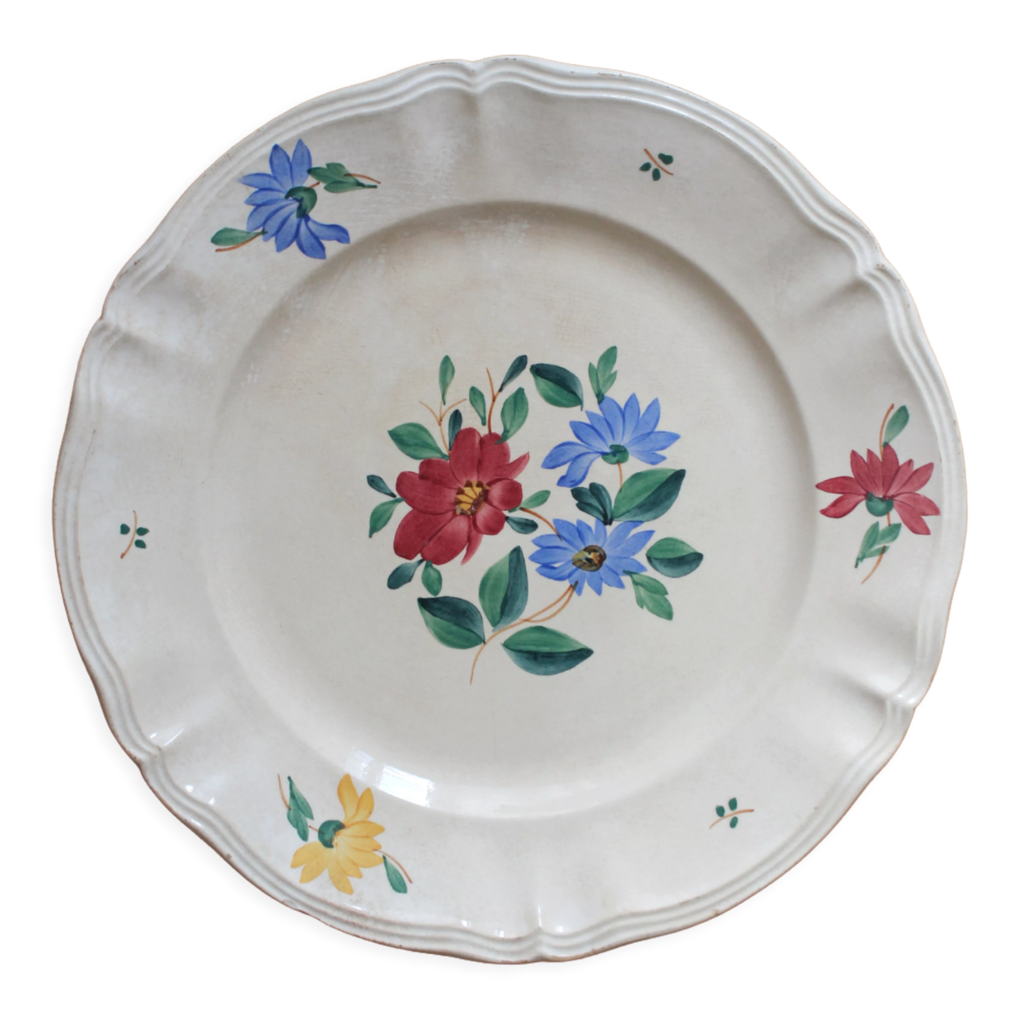 Round scalloped earthenware dish Digoin Sarreguemines floral decoration