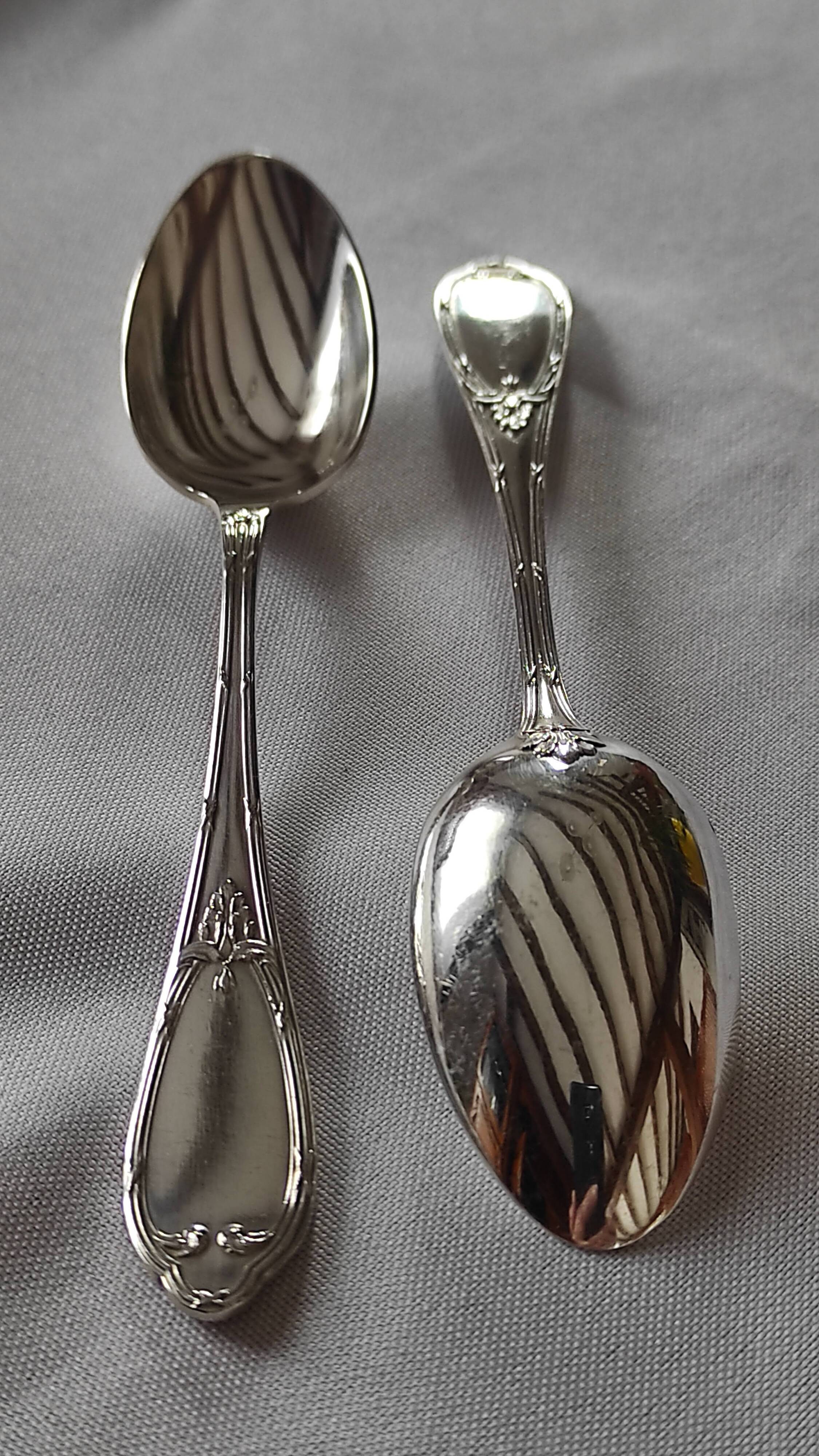 12 silver-plated metal teaspoons by Félix Frères