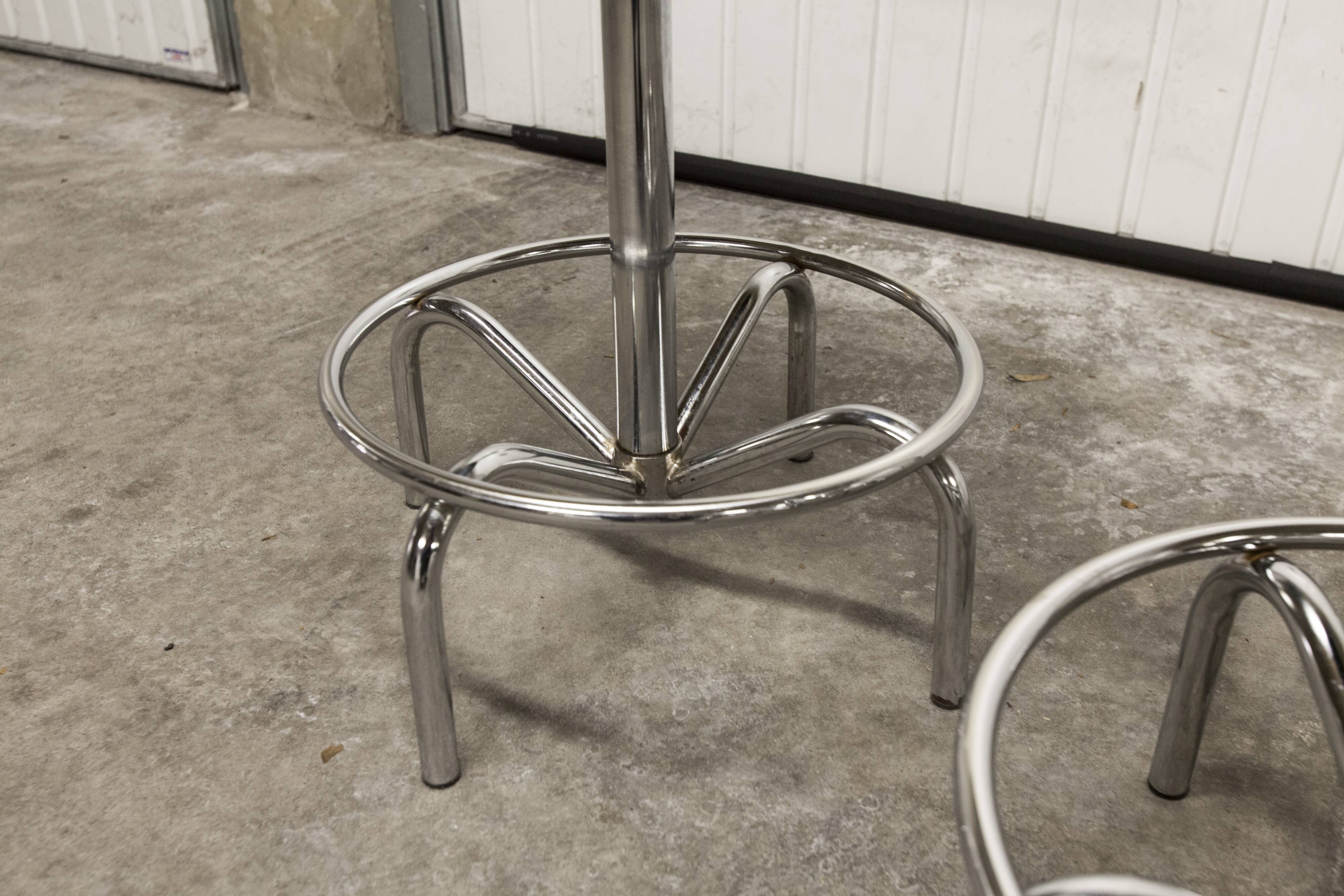 Pair of Mirima brand telescopic and rotating stools (84 to 53cm)