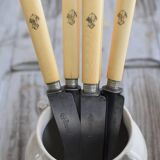 Set of 6 knives with monograms