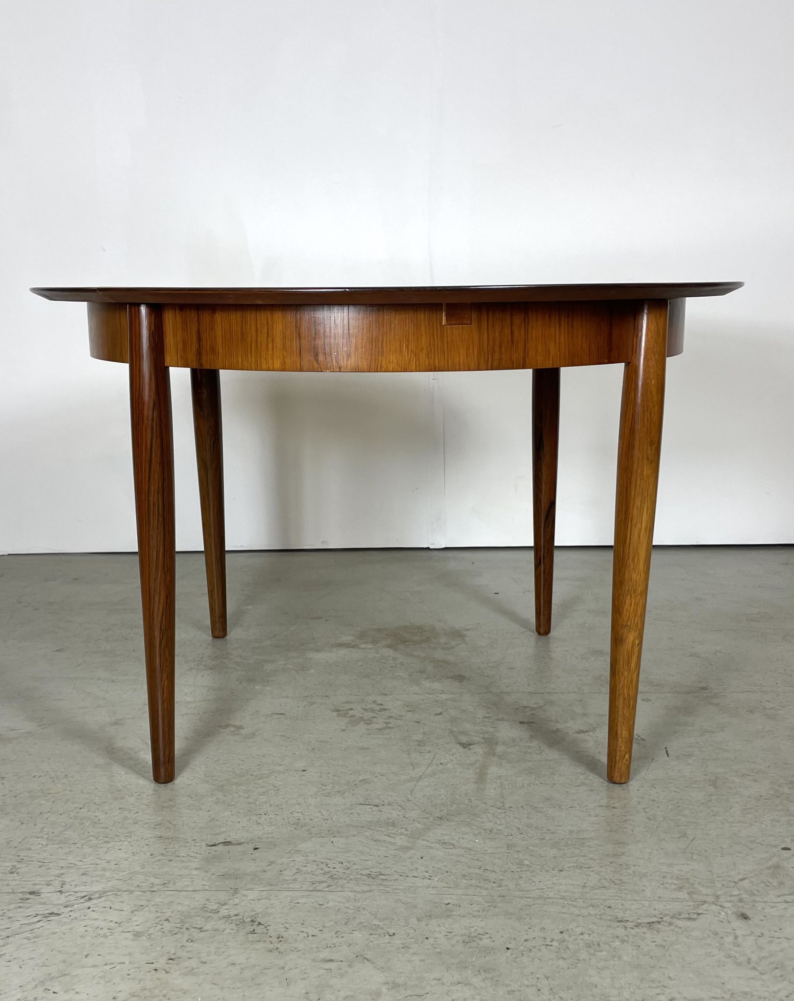 1960s MidCentury Round Extendable Rosewood Dining Table