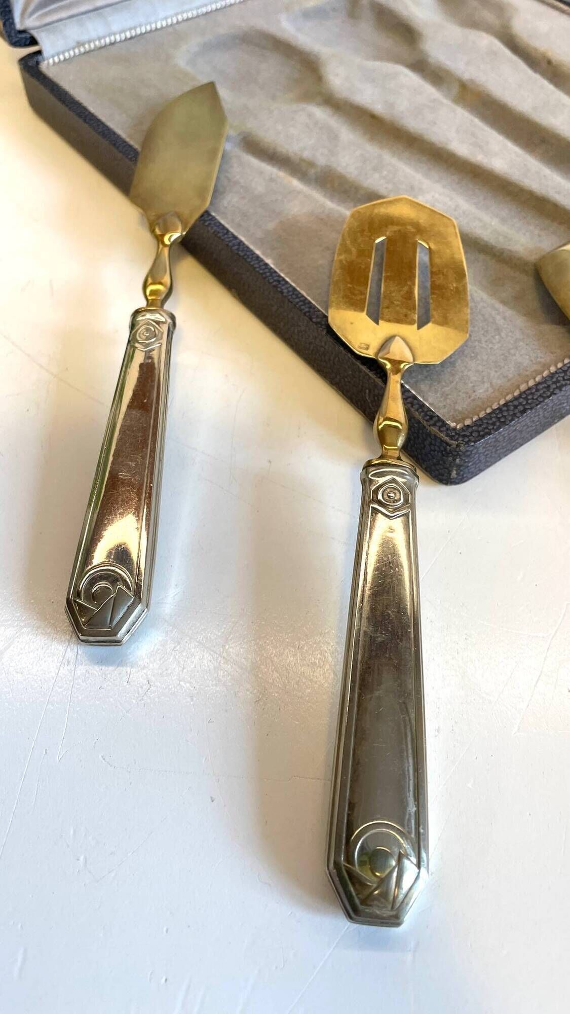 Art Deco dessert service