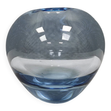 A 'Rondo' ball vase by Per Lütken for Holmegaard Glassworks 1953